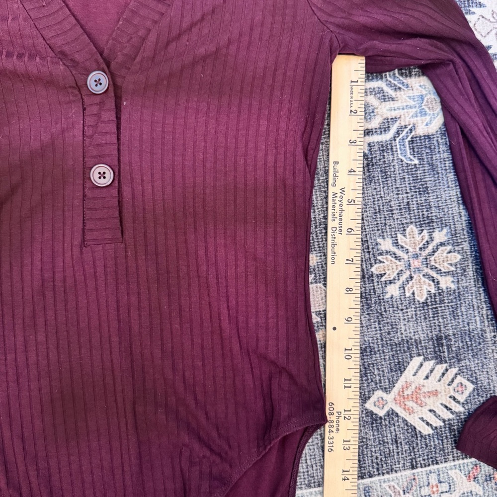 Good American Burgundy Ribbed Button Down  Long Sleeve Bodysuit Size Small - Picture 12 of 12